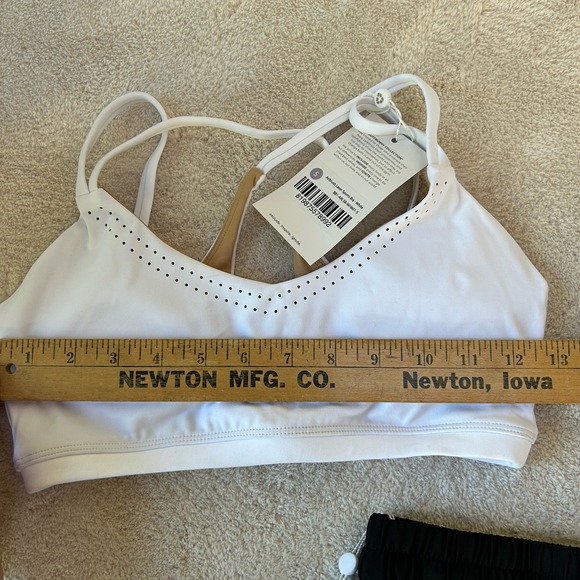 BUFFBUNNY Shorts & 2 Bras Bundle/Set Women's Size XS/S Black & White New W/ Tags - Picture 11 of 14